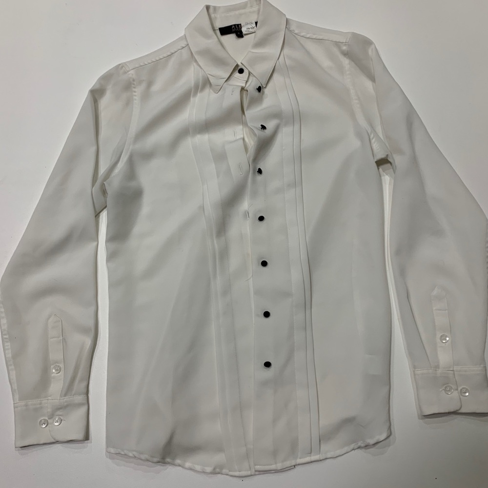 Alex Marie Size 6 White Blouse with Black Buttons